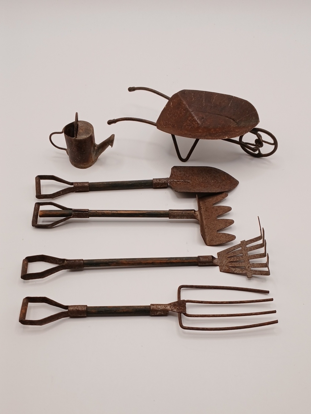 Rustic Miniature Metal/Wood Garden Tool Set Décor
